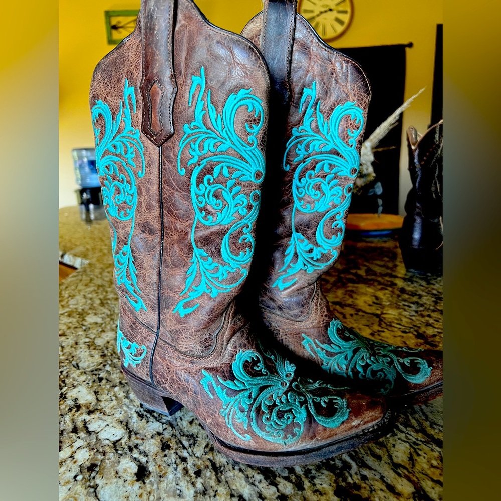 Corral cowgirl boots #corral #western boots